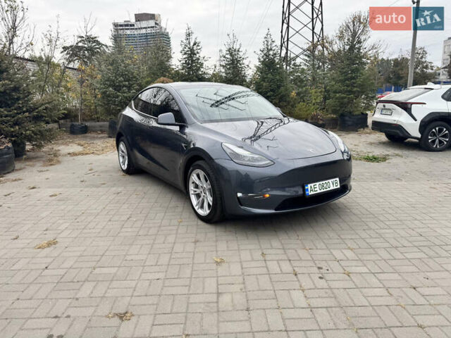 Сірий Тесла Model Y, об'ємом двигуна 0 л та пробігом 22 тис. км за 29000 $, фото 2 на Automoto.ua