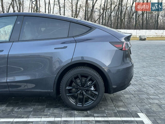 Серый Тесла Model Y, объемом двигателя 0 л и пробегом 10 тыс. км за 24800 $, фото 6 на Automoto.ua