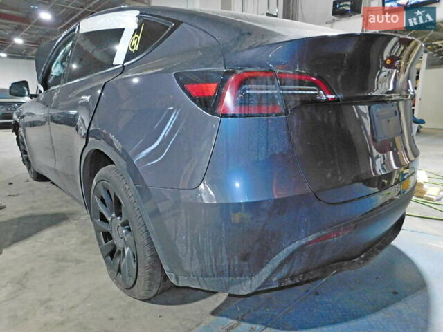 Серый Тесла Model Y, объемом двигателя 0 л и пробегом 41 тыс. км за 25500 $, фото 16 на Automoto.ua