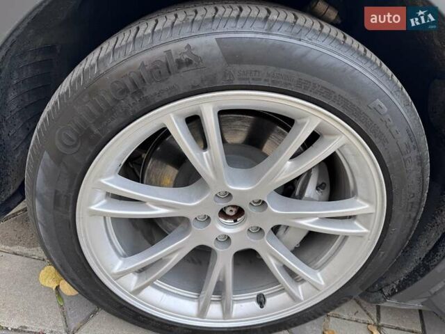 Тесла Model Y 2023 в Ровно на Automoto.ua Серый Тесла Model Y, объемом двигателя 0 л и пробегом 30 тыс. км за 30000 $, фото 57 на Automoto.ua