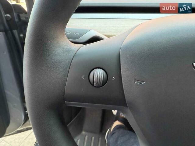 Серый Тесла Model Y, объемом двигателя 0 л и пробегом 20 тыс. км за 42900 $, фото 18 на Automoto.ua
