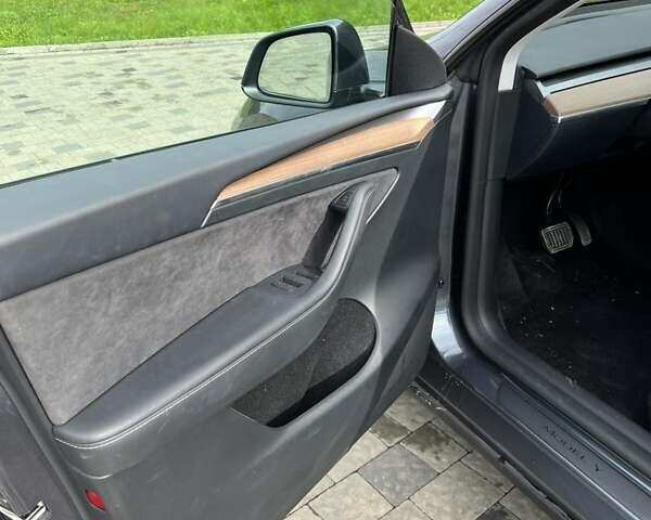 Тесла Model Y 2023 в Тячеве на Automoto.ua Серый Тесла Model Y, объемом двигателя 0 л и пробегом 32 тыс. км за 26700 $, фото 16 на Automoto.ua