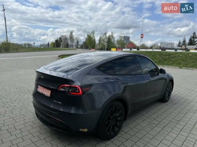Серый Тесла Model Y, объемом двигателя 0 л и пробегом 9 тыс. км за 28950 $, фото 14 на Automoto.ua