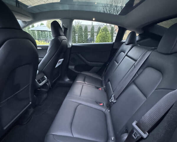 Серый Тесла Model Y, объемом двигателя 0 л и пробегом 74 тыс. км за 26500 $, фото 17 на Automoto.ua