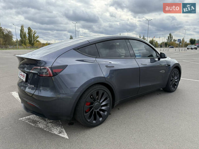 Серый Тесла Model Y, объемом двигателя 0 л и пробегом 71 тыс. км за 28900 $, фото 4 на Automoto.ua