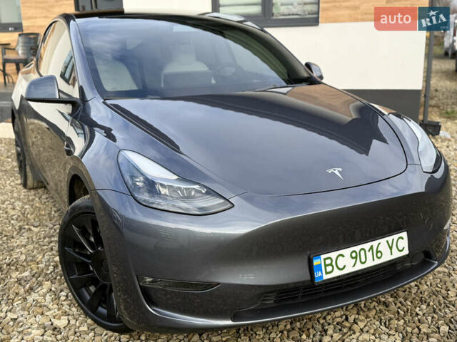 Сірий Тесла Model Y, об'ємом двигуна 0 л та пробігом 28 тис. км за 27900 $, фото 10 на Automoto.ua
