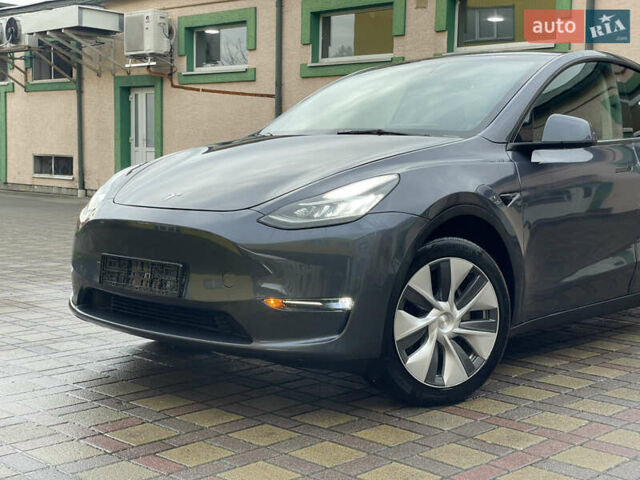 Сірий Тесла Model Y, об'ємом двигуна 0 л та пробігом 9 тис. км за 28500 $, фото 5 на Automoto.ua