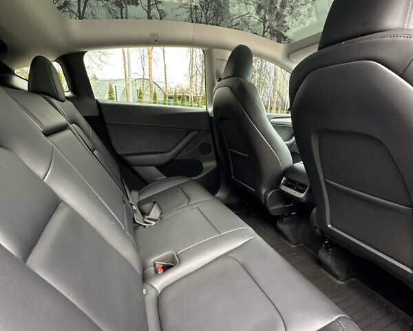 Серый Тесла Model Y, объемом двигателя 0 л и пробегом 22 тыс. км за 32000 $, фото 45 на Automoto.ua