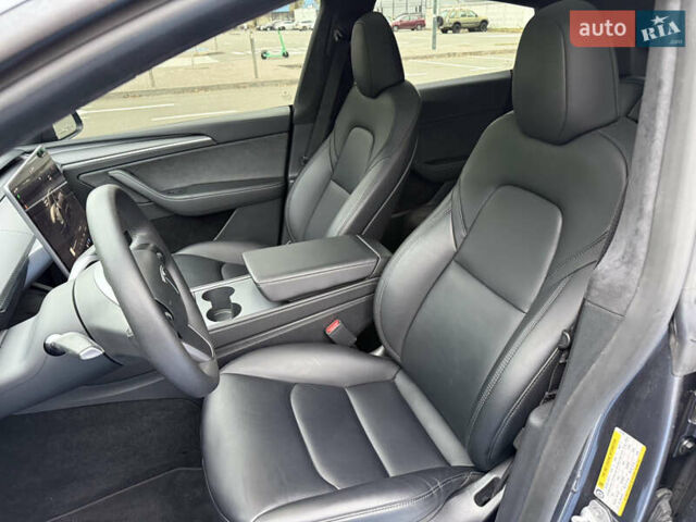 Сірий Тесла Model Y, об'ємом двигуна 0 л та пробігом 73 тис. км за 30000 $, фото 12 на Automoto.ua