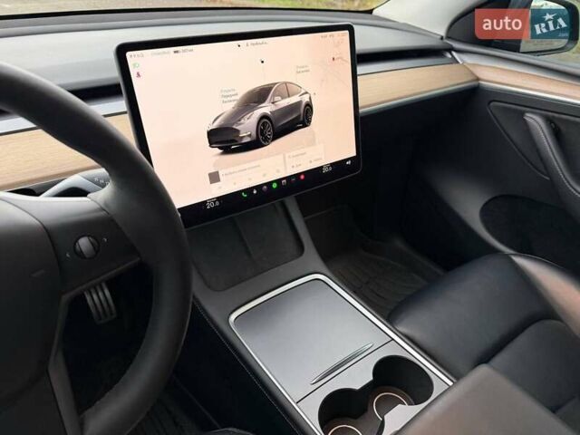 Сірий Тесла Model Y, об'ємом двигуна 0 л та пробігом 70 тис. км за 31500 $, фото 51 на Automoto.ua