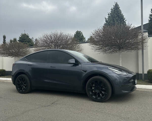 Серый Тесла Model Y, объемом двигателя 0 л и пробегом 11 тыс. км за 28400 $, фото 50 на Automoto.ua