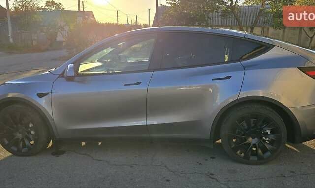 Серый Тесла Model Y, объемом двигателя 0 л и пробегом 1 тыс. км за 38000 $, фото 13 на Automoto.ua