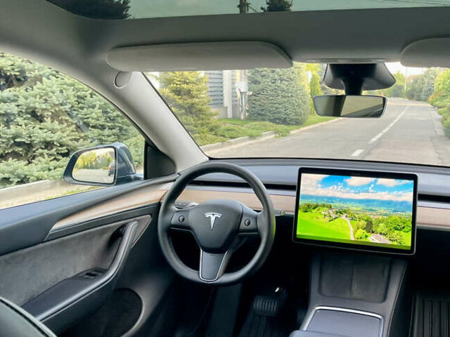 Сірий Тесла Model Y, об'ємом двигуна 0 л та пробігом 21 тис. км за 26300 $, фото 19 на Automoto.ua