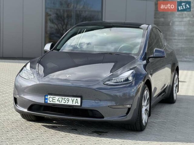 Серый Тесла Model Y, объемом двигателя 0 л и пробегом 15 тыс. км за 32000 $, фото 1 на Automoto.ua