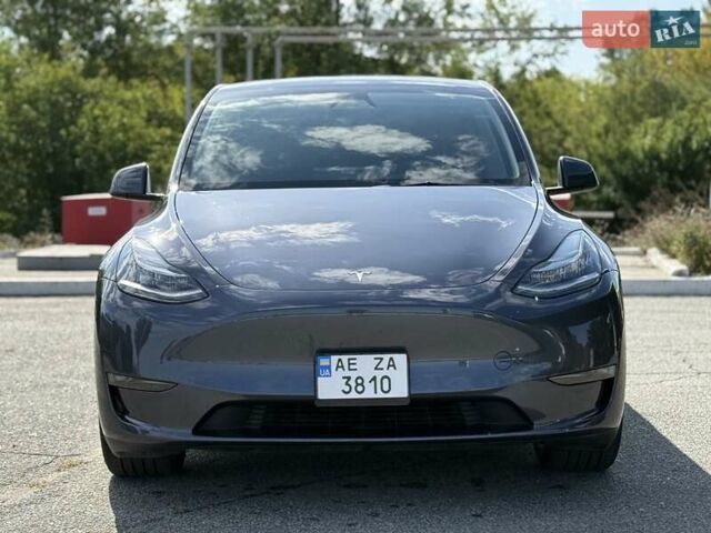 Серый Тесла Model Y, объемом двигателя 0 л и пробегом 16 тыс. км за 28900 $, фото 3 на Automoto.ua