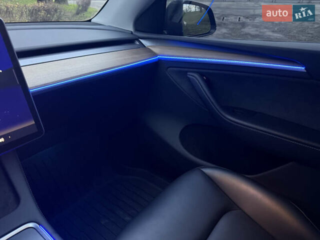 Сірий Тесла Model Y, об'ємом двигуна 0 л та пробігом 15 тис. км за 33000 $, фото 19 на Automoto.ua