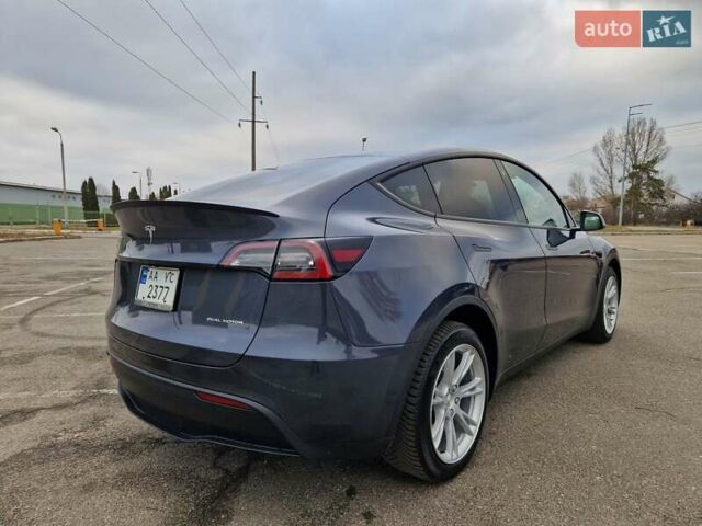 Серый Тесла Model Y, объемом двигателя 0 л и пробегом 37 тыс. км за 27500 $, фото 6 на Automoto.ua
