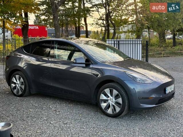 Сірий Тесла Model Y, об'ємом двигуна 0 л та пробігом 25 тис. км за 26900 $, фото 11 на Automoto.ua
