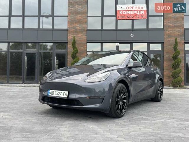 Сірий Тесла Model Y, об'ємом двигуна 0 л та пробігом 17 тис. км за 35999 $, фото 1 на Automoto.ua