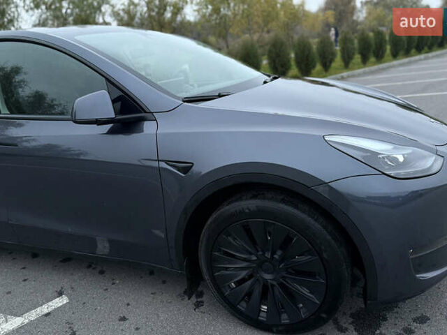 Серый Тесла Model Y, объемом двигателя 0 л и пробегом 32 тыс. км за 24900 $, фото 14 на Automoto.ua