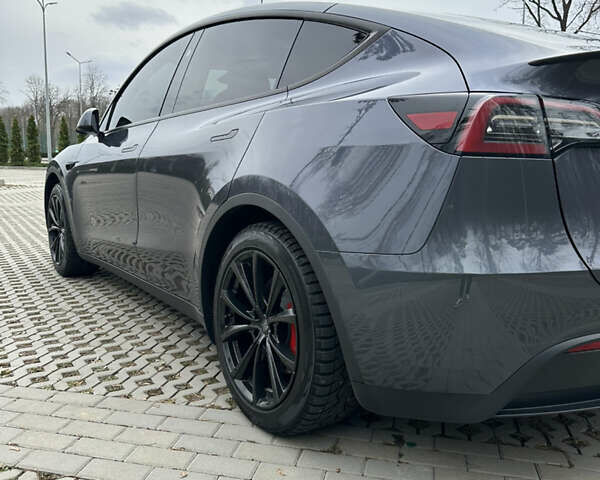 Серый Тесла Model Y, объемом двигателя 0 л и пробегом 22 тыс. км за 32000 $, фото 32 на Automoto.ua
