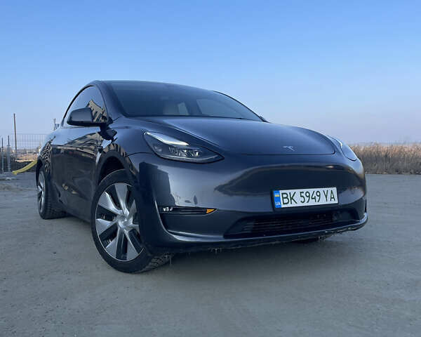 Сірий Тесла Model Y, об'ємом двигуна 0 л та пробігом 43 тис. км за 28500 $, фото 85 на Automoto.ua