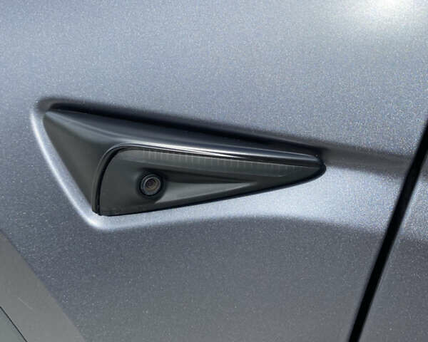 Сірий Тесла Model Y, об'ємом двигуна 0 л та пробігом 116 тис. км за 33000 $, фото 5 на Automoto.ua