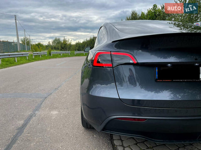 Серый Тесла Model Y, объемом двигателя 0 л и пробегом 19 тыс. км за 33700 $, фото 7 на Automoto.ua