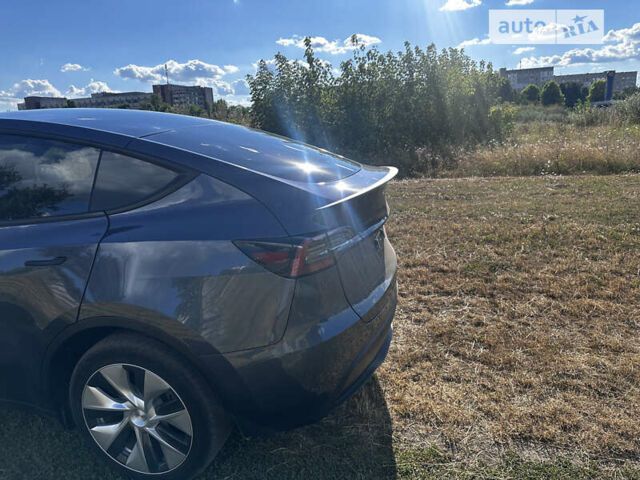 Серый Тесла Model Y, объемом двигателя 0 л и пробегом 31 тыс. км за 26500 $, фото 5 на Automoto.ua
