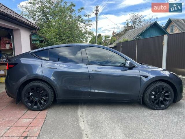 Серый Тесла Model Y, объемом двигателя 0 л и пробегом 34 тыс. км за 35000 $, фото 2 на Automoto.ua