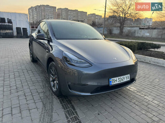 Серый Тесла Model Y, объемом двигателя 0 л и пробегом 24 тыс. км за 26400 $, фото 11 на Automoto.ua