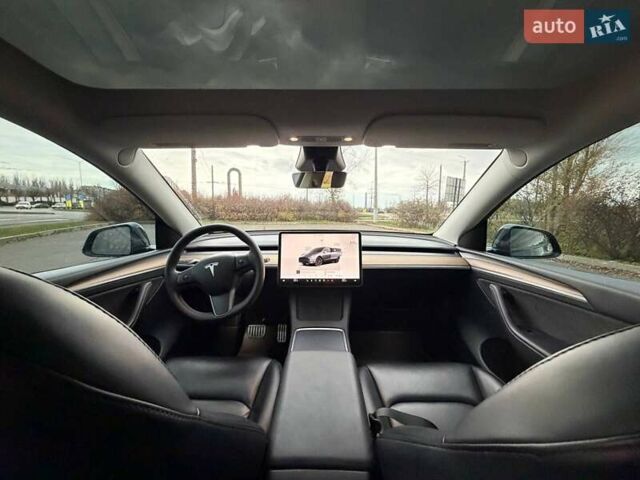 Сірий Тесла Model Y, об'ємом двигуна 0 л та пробігом 70 тис. км за 31500 $, фото 41 на Automoto.ua