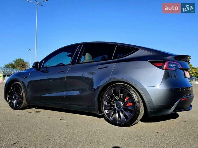 Серый Тесла Model Y, объемом двигателя 0 л и пробегом 29 тыс. км за 27900 $, фото 6 на Automoto.ua