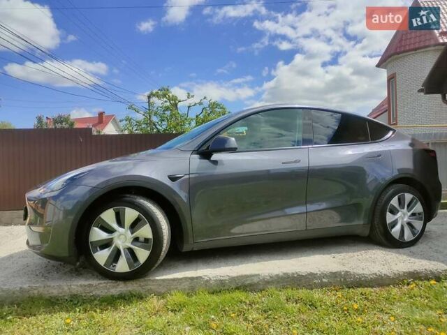 Серый Тесла Model Y, объемом двигателя 0 л и пробегом 30 тыс. км за 32350 $, фото 19 на Automoto.ua