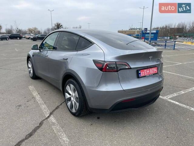 Серый Тесла Model Y, объемом двигателя 0 л и пробегом 25 тыс. км за 37500 $, фото 10 на Automoto.ua