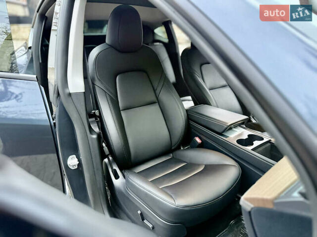 Сірий Тесла Model Y, об'ємом двигуна 0 л та пробігом 35 тис. км за 27999 $, фото 63 на Automoto.ua