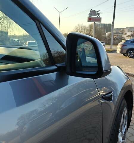 Сірий Тесла Model Y, об'ємом двигуна 0 л та пробігом 37 тис. км за 40997 $, фото 15 на Automoto.ua