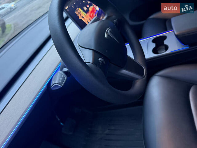 Сірий Тесла Model Y, об'ємом двигуна 0 л та пробігом 15 тис. км за 33000 $, фото 17 на Automoto.ua
