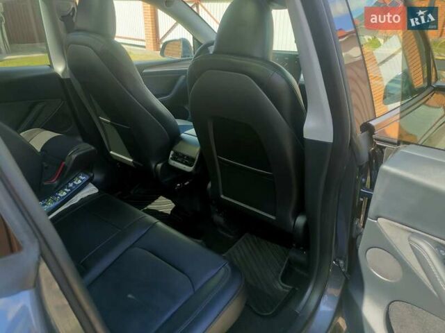 Серый Тесла Model Y, объемом двигателя 0 л и пробегом 30 тыс. км за 32350 $, фото 54 на Automoto.ua