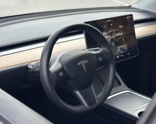 Сірий Тесла Model Y, об'ємом двигуна 0 л та пробігом 51 тис. км за 27000 $, фото 18 на Automoto.ua