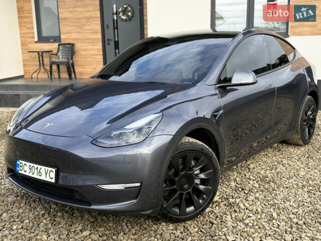 Сірий Тесла Model Y, об'ємом двигуна 0 л та пробігом 28 тис. км за 27900 $, фото 18 на Automoto.ua