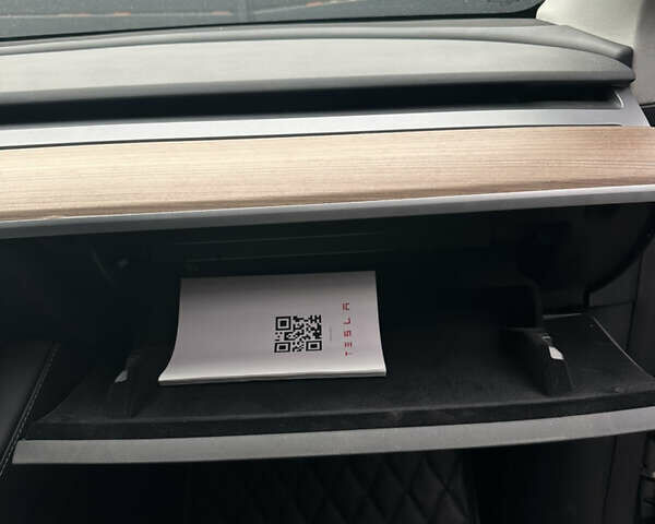 Сірий Тесла Model Y, об'ємом двигуна 0 л та пробігом 32 тис. км за 31000 $, фото 23 на Automoto.ua