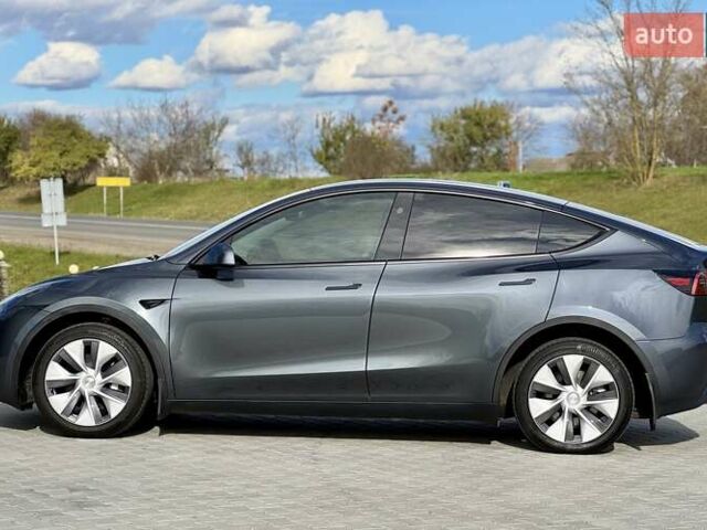 Серый Тесла Model Y, объемом двигателя 0 л и пробегом 15 тыс. км за 32000 $, фото 12 на Automoto.ua