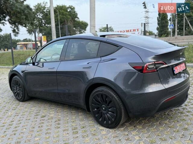 Серый Тесла Model Y, объемом двигателя 0 л и пробегом 30 тыс. км за 26500 $, фото 7 на Automoto.ua