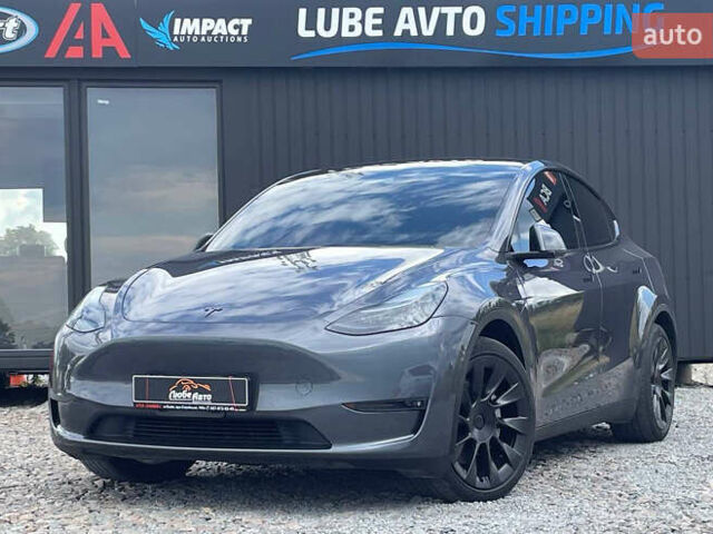 Серый Тесла Model Y, объемом двигателя 0 л и пробегом 41 тыс. км за 27500 $, фото 1 на Automoto.ua