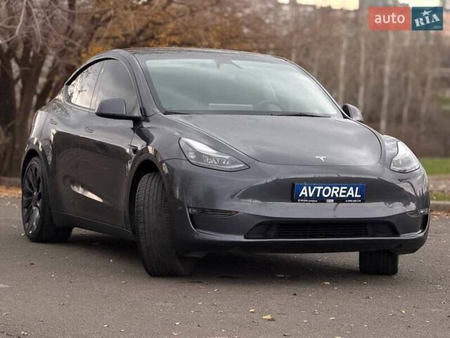 Сірий Тесла Model Y, об'ємом двигуна 0 л та пробігом 70 тис. км за 31500 $, фото 3 на Automoto.ua