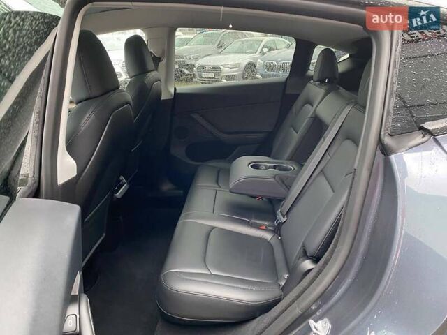 Серый Тесла Model Y, объемом двигателя 0 л и пробегом 30 тыс. км за 31700 $, фото 17 на Automoto.ua