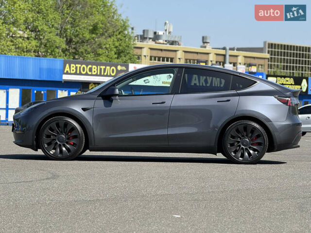 Серый Тесла Model Y, объемом двигателя 0 л и пробегом 28 тыс. км за 29000 $, фото 11 на Automoto.ua