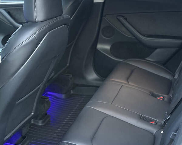 Сірий Тесла Model Y, об'ємом двигуна 0 л та пробігом 44 тис. км за 25500 $, фото 23 на Automoto.ua