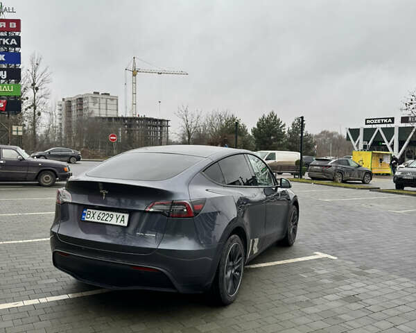 Сірий Тесла Model Y, об'ємом двигуна 0 л та пробігом 33 тис. км за 25500 $, фото 4 на Automoto.ua